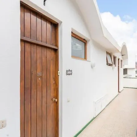 1005 Ocean View House - Puerto Rico